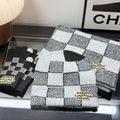 Louis Vuitton Checkered Knit Beanie & Gloves Set – Grey/Blue