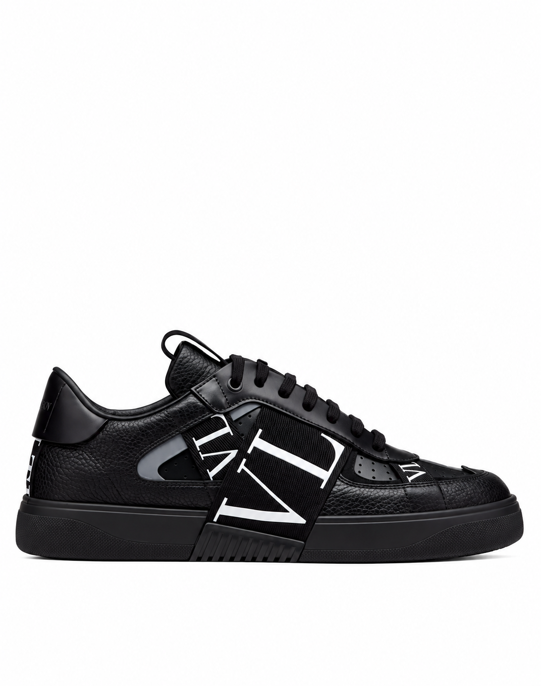 Valentino Garavani VL7N Sneakers – Black/White