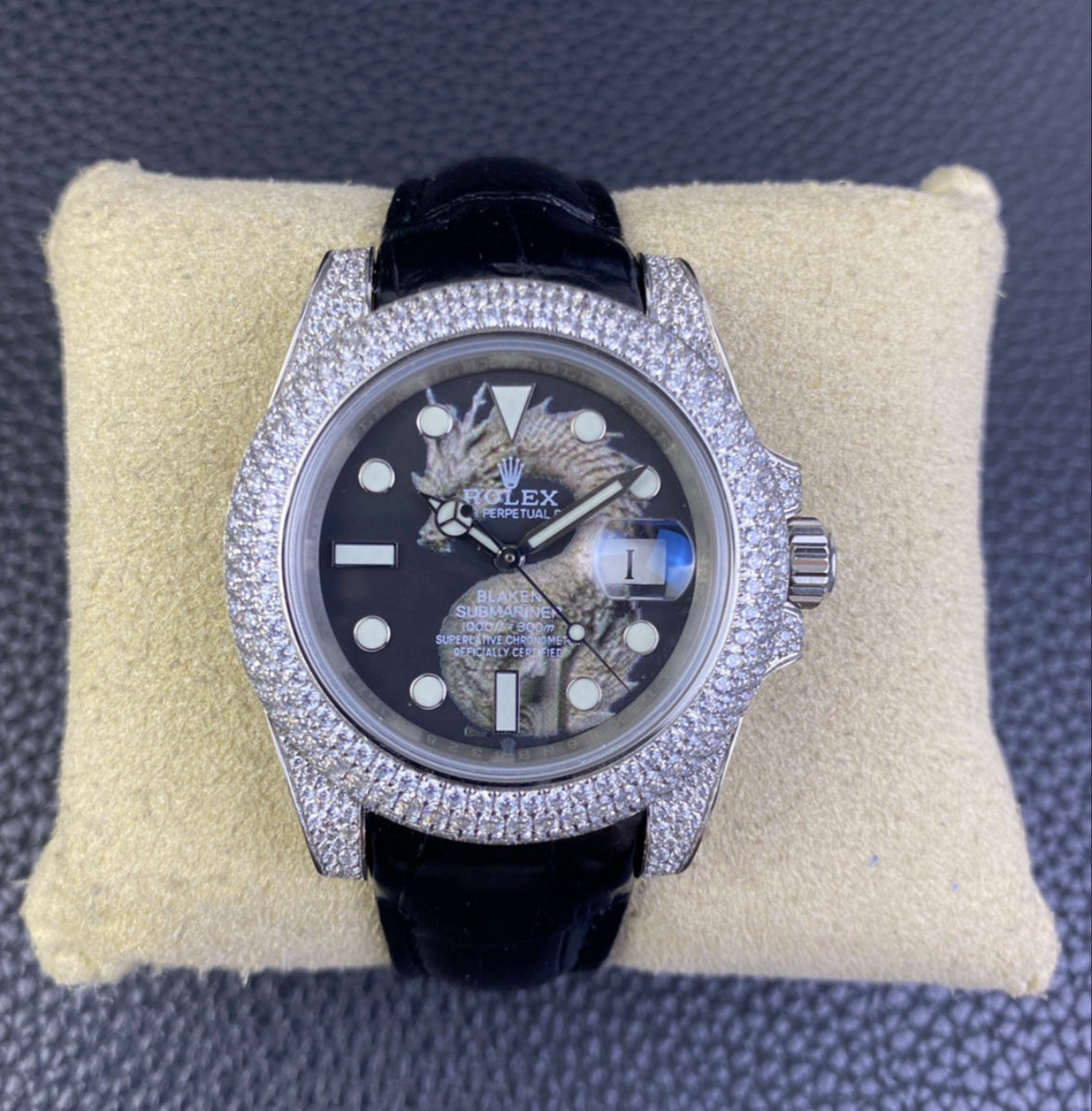 Rolex Submariner Diamond Edition – Silver/Black