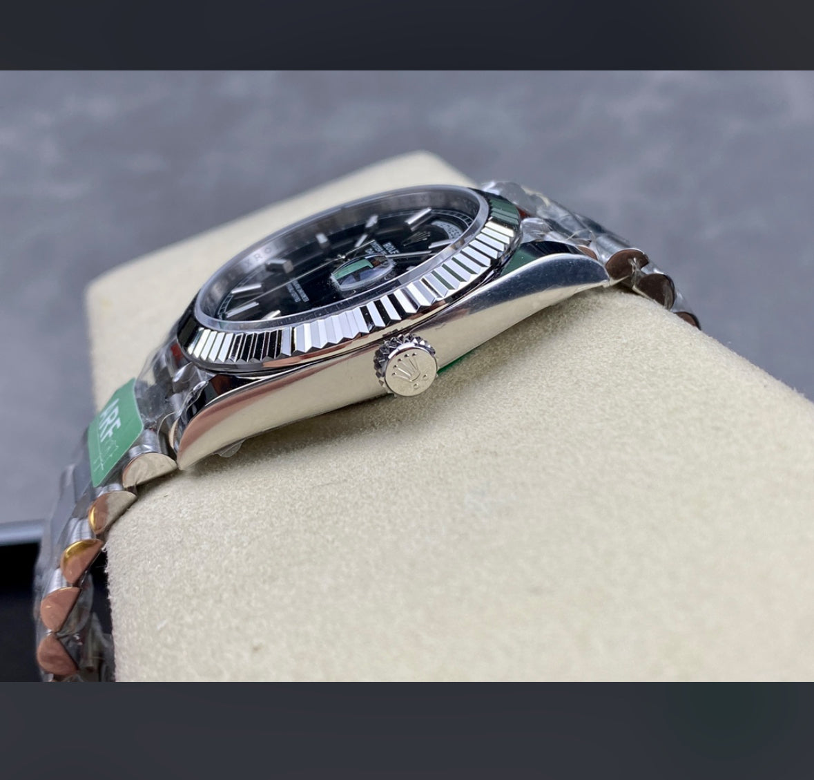 Rolex Day-Date 40 – Silver/Black