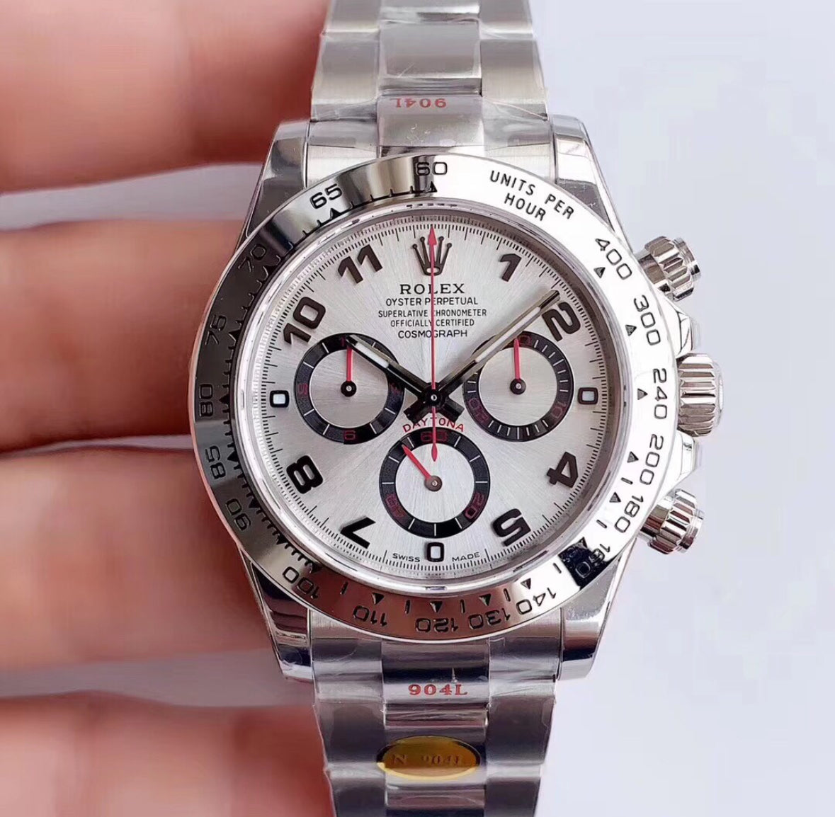 Rolex Daytona Cosmograph – Silver/White Panda