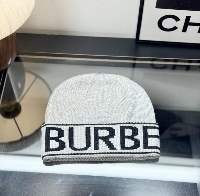 Berretto in maglia con logo Burberry – Bianco