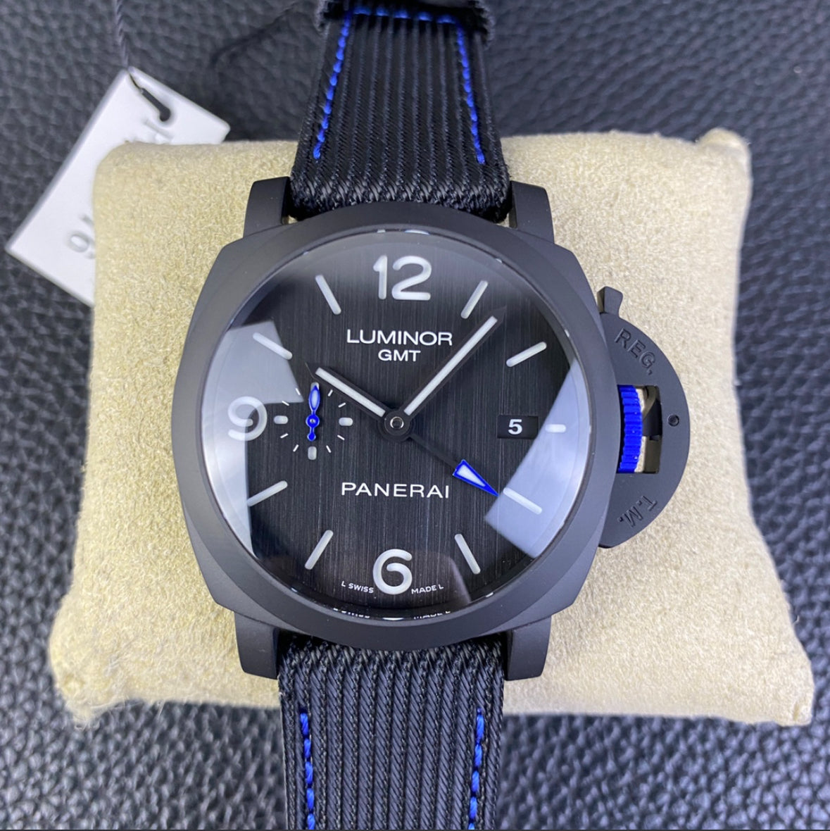 Panerai Luminor GMT – Black/Blue