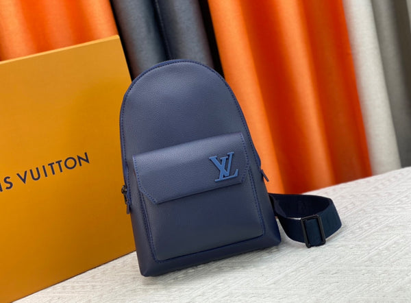 Louis Vuitton Avenue Sling Bag – blu navy