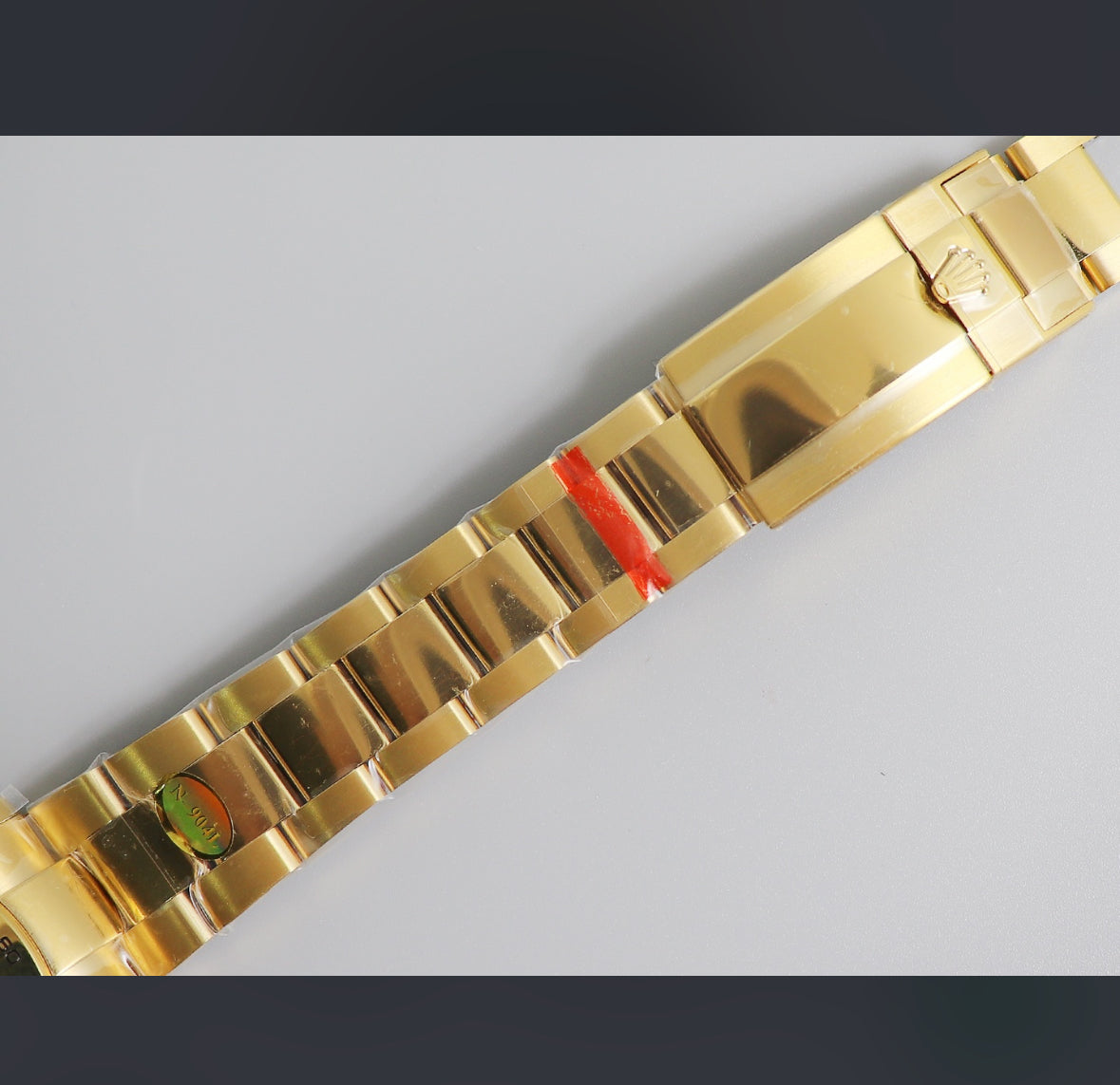 Rolex Daytona Cosmograph – Yellow Gold/Green Dial