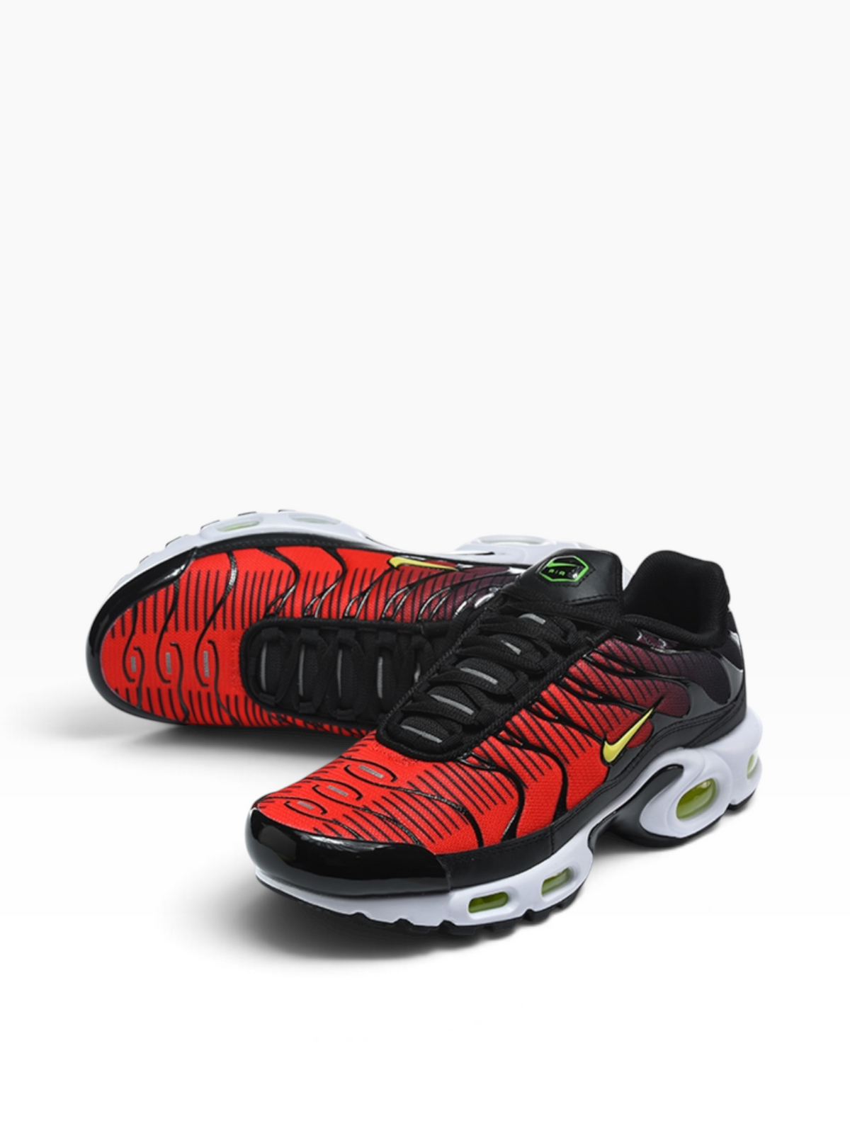 Nike Air Max Plus – Red/Black