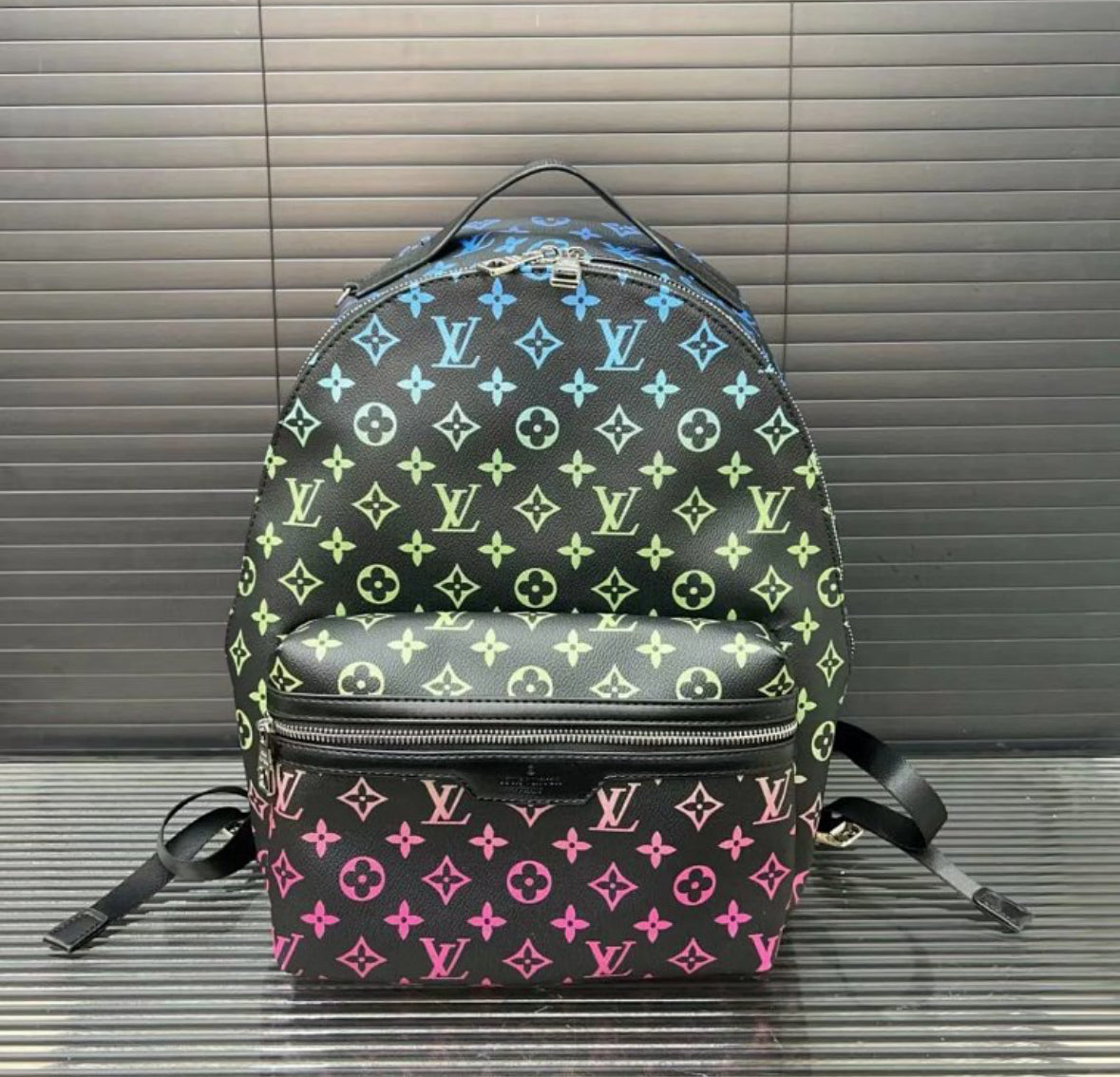 Louis Vuitton Discovery Backpack PM – Multicolor