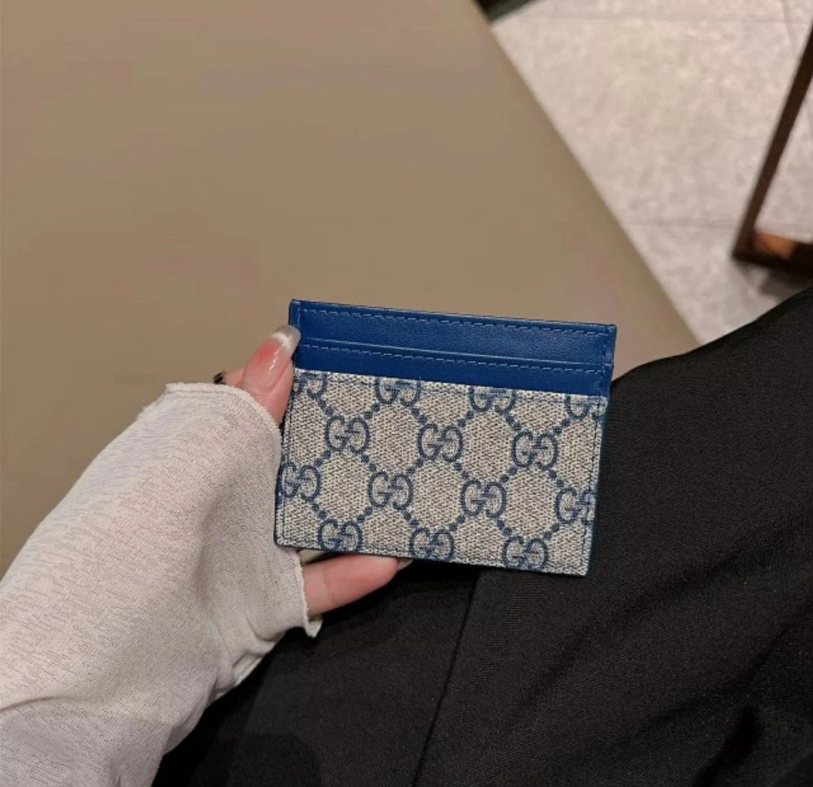 Gucci GG Supreme Card Holder – Beige/Blue