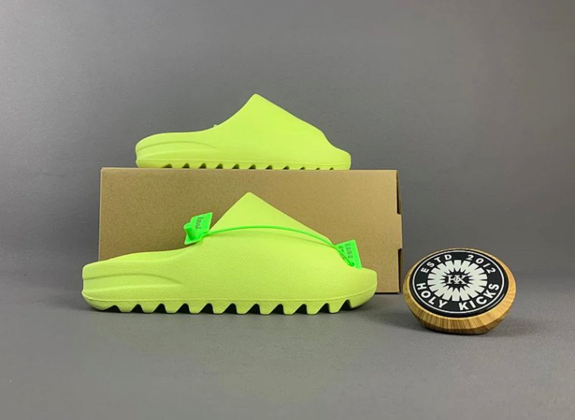 Yeezy Slide – Glow Green